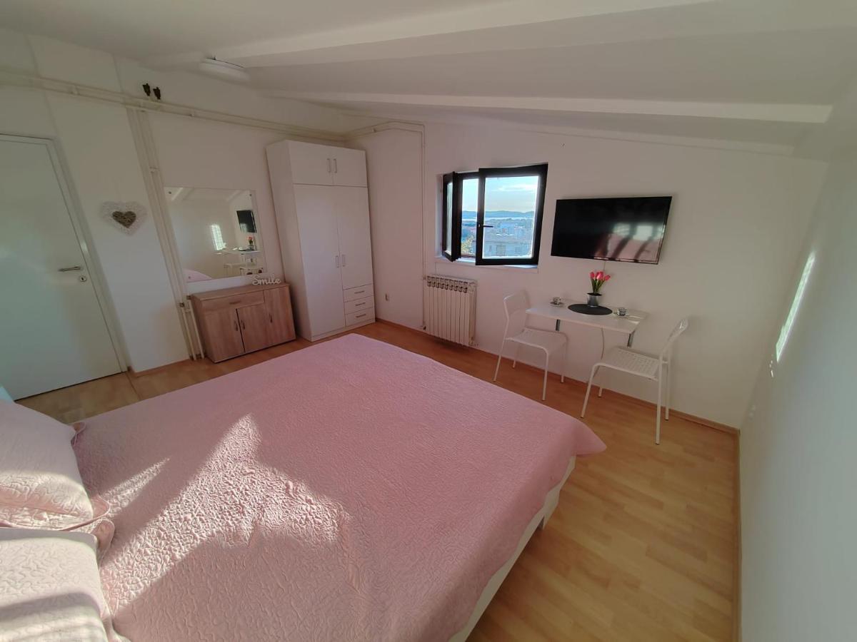 Guesthouse Resan 메덜린 외부 사진