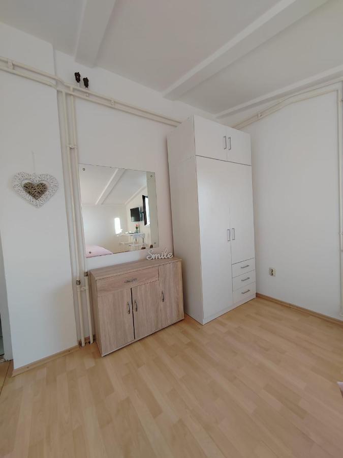 Guesthouse Resan 메덜린 외부 사진