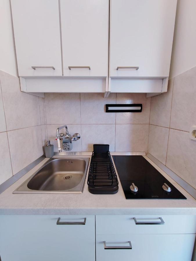 Guesthouse Resan 메덜린 외부 사진