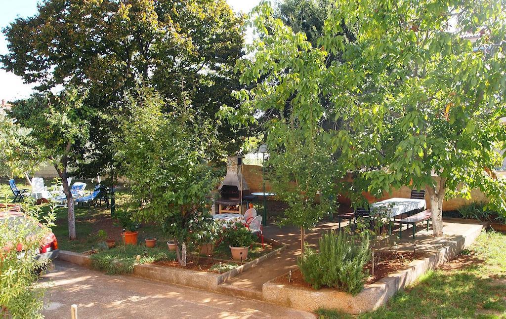 Guesthouse Resan 메덜린 외부 사진